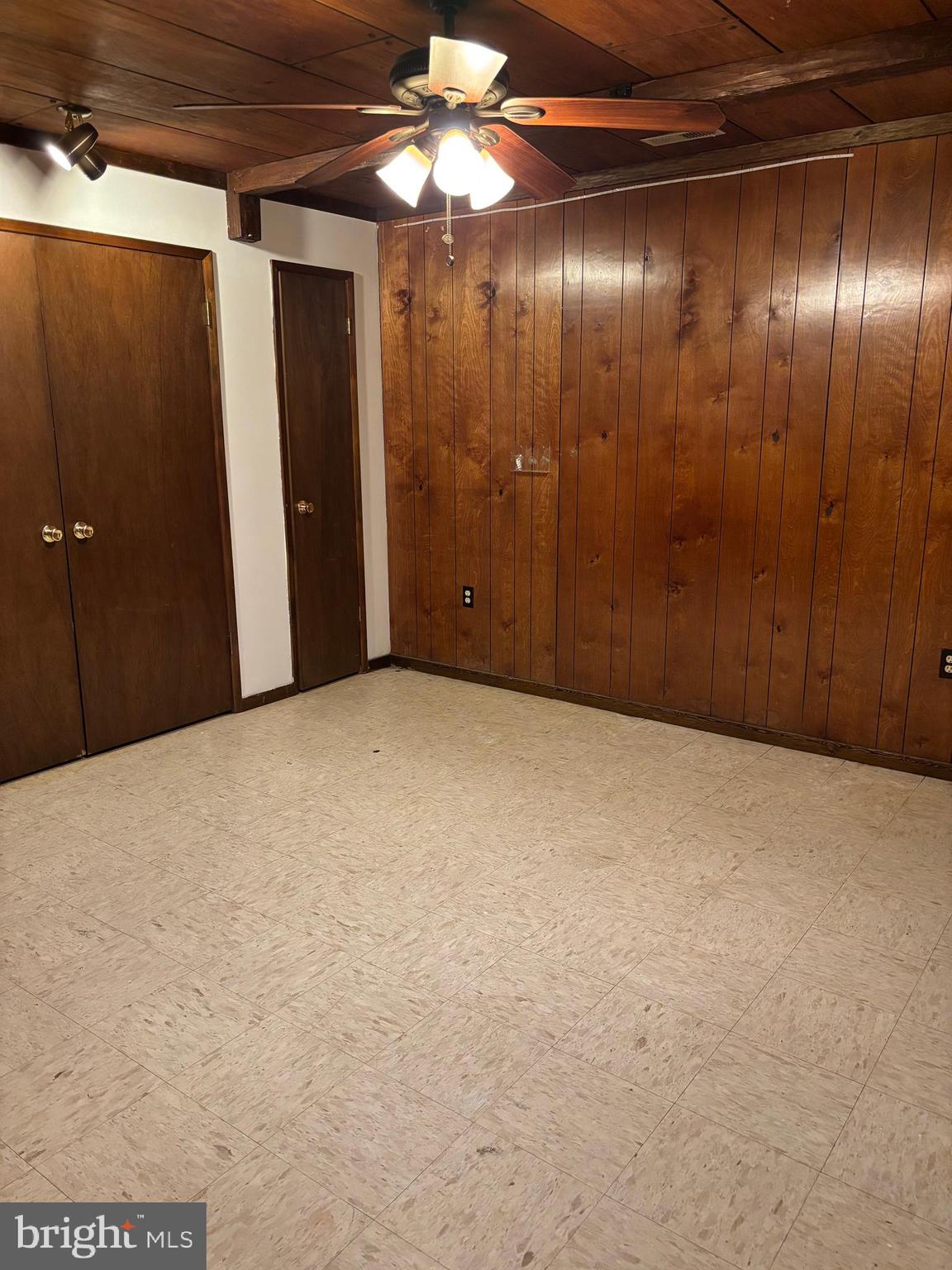 SPRING BREEZE - Residential