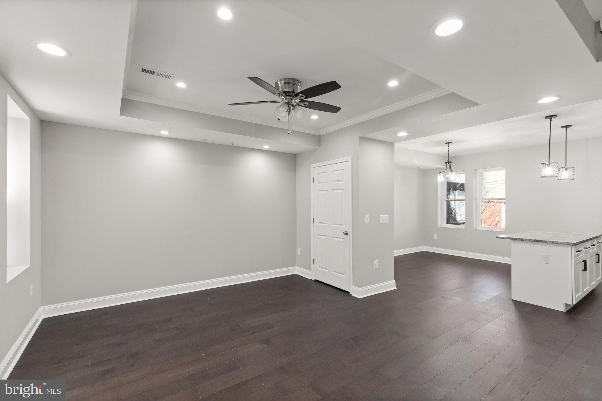 ARLINGTON - Residential