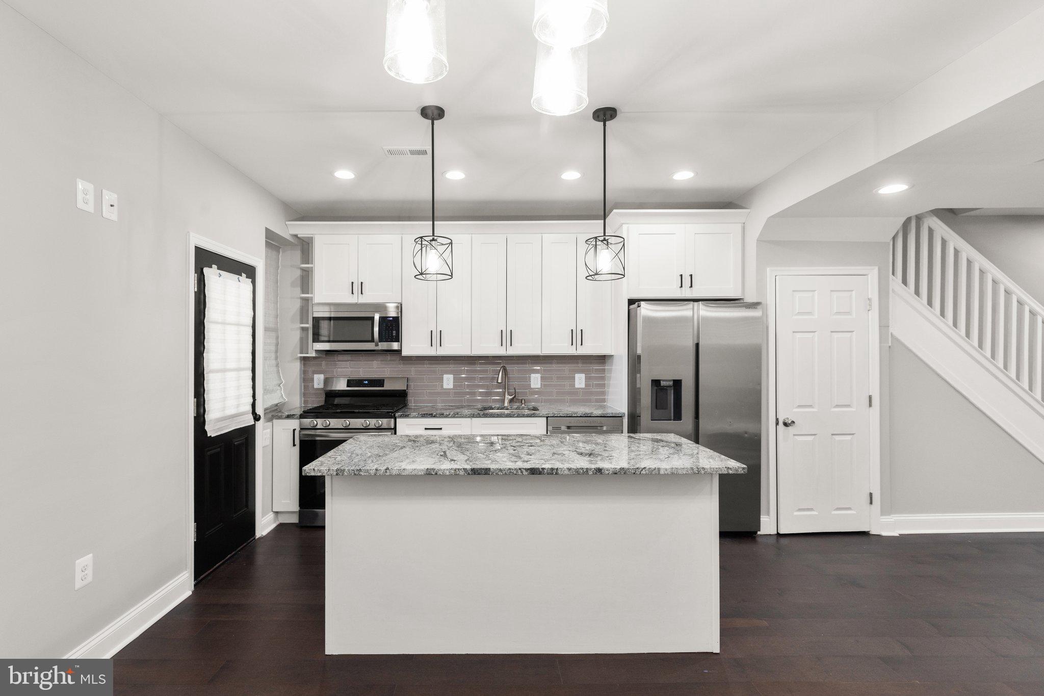 ARLINGTON - Residential