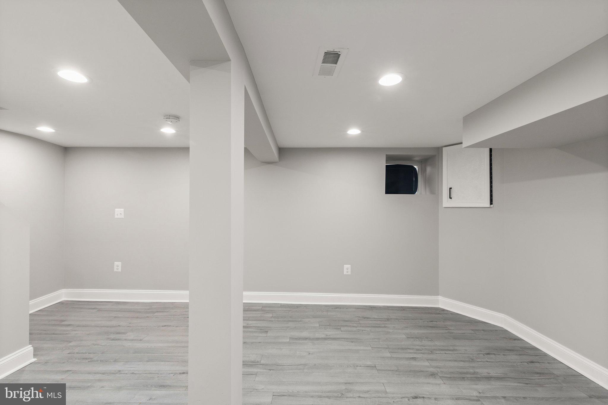 ARLINGTON - Residential