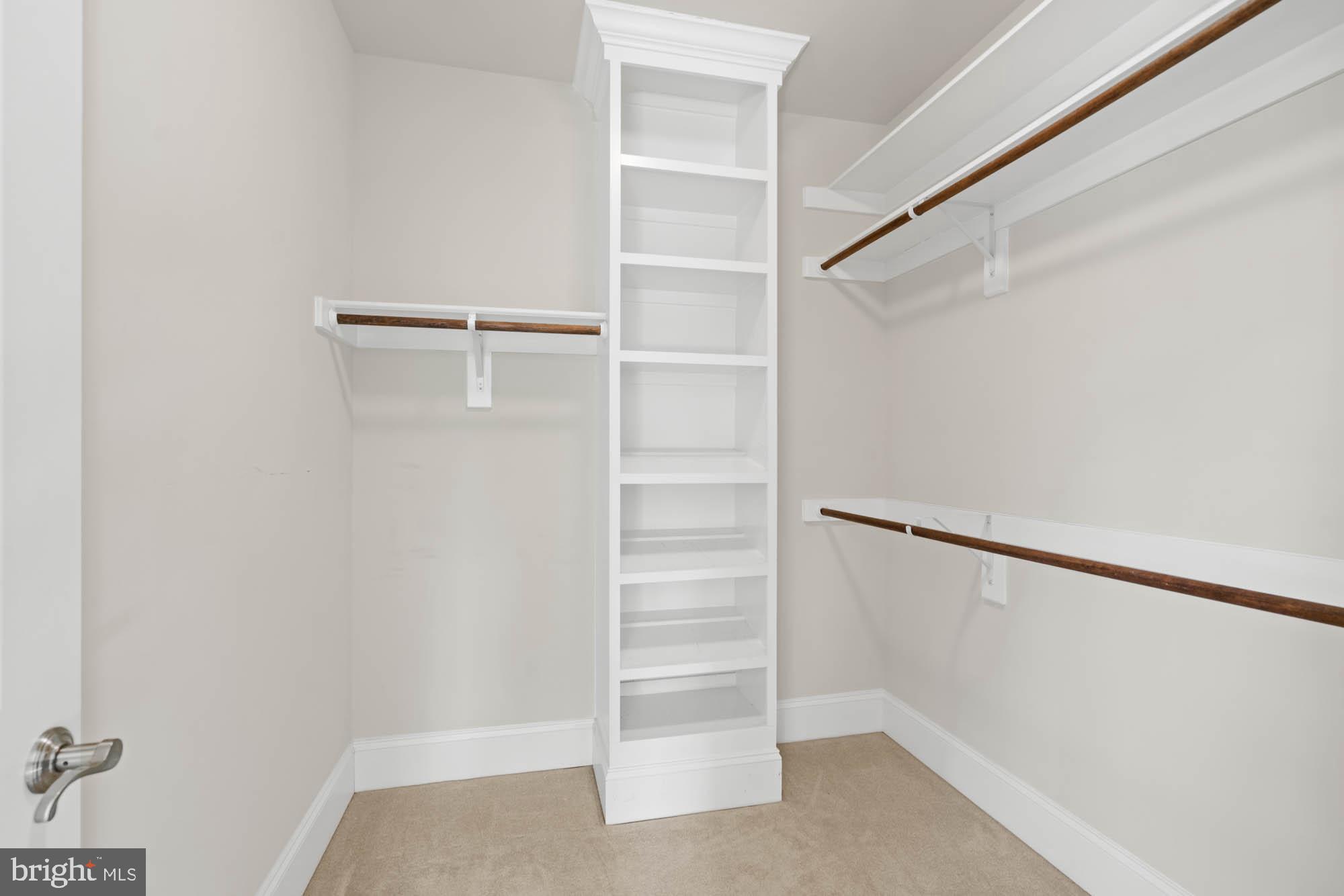 WORTHINGTON VALLEY - Residential