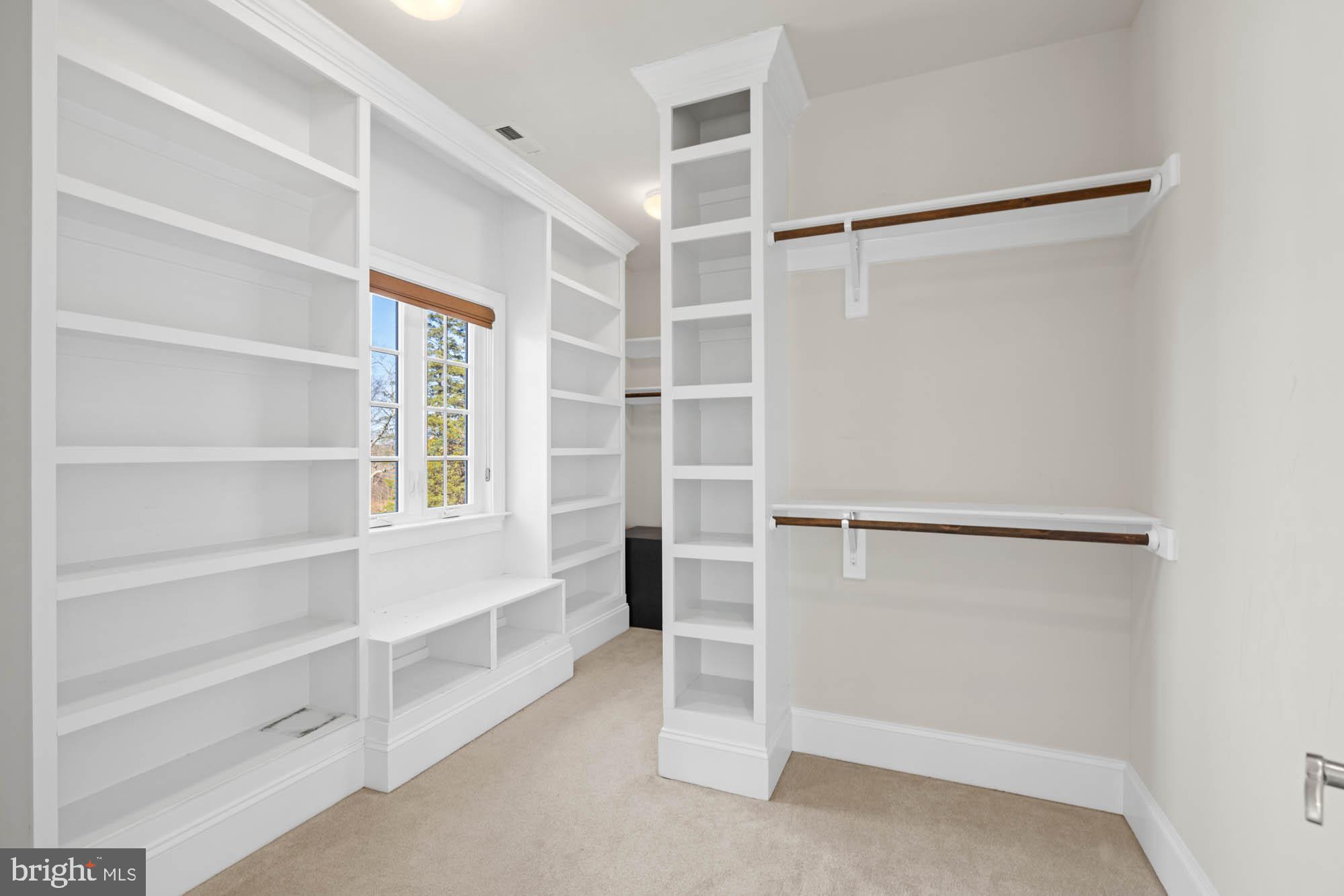 WORTHINGTON VALLEY - Residential