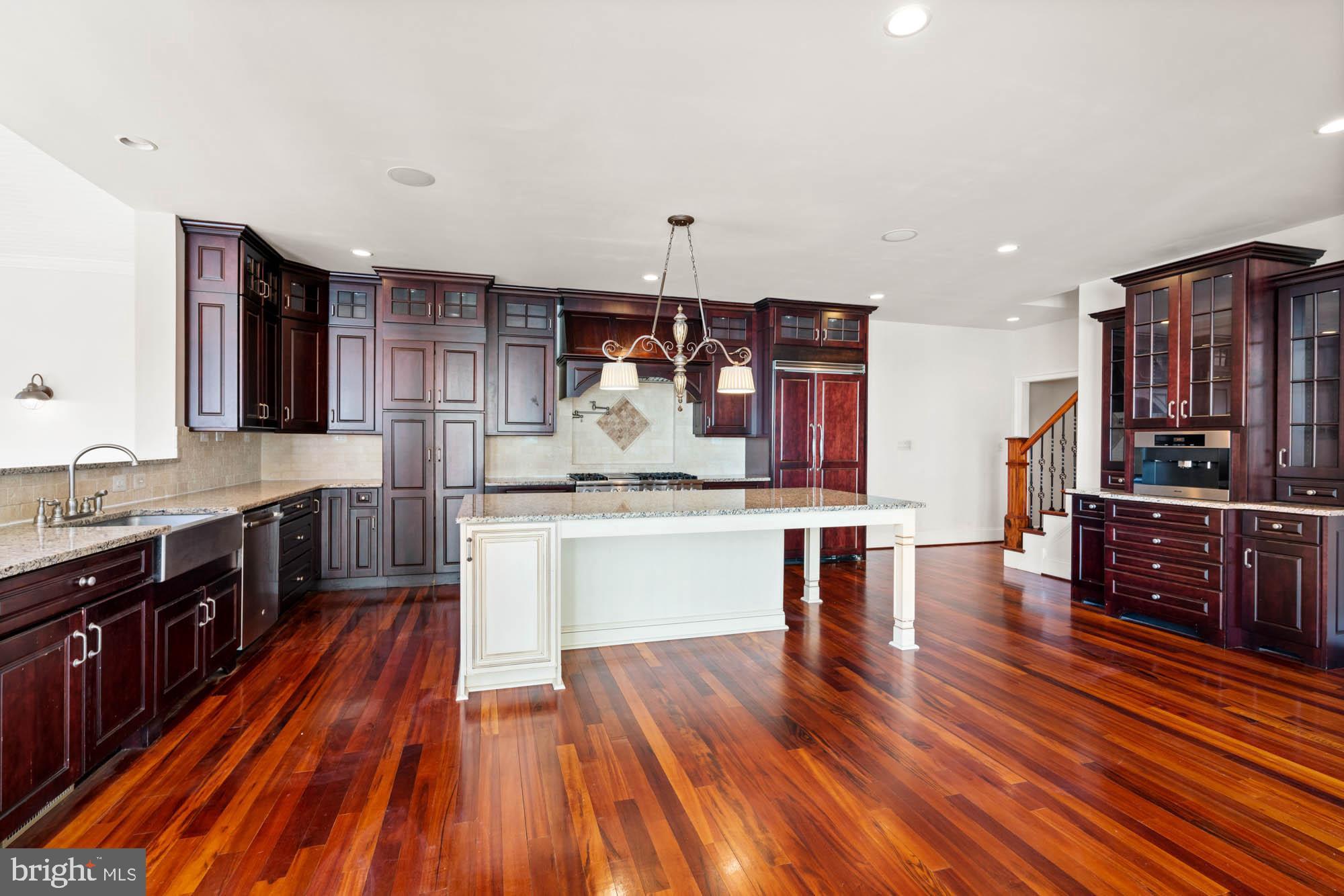 WORTHINGTON VALLEY - Residential