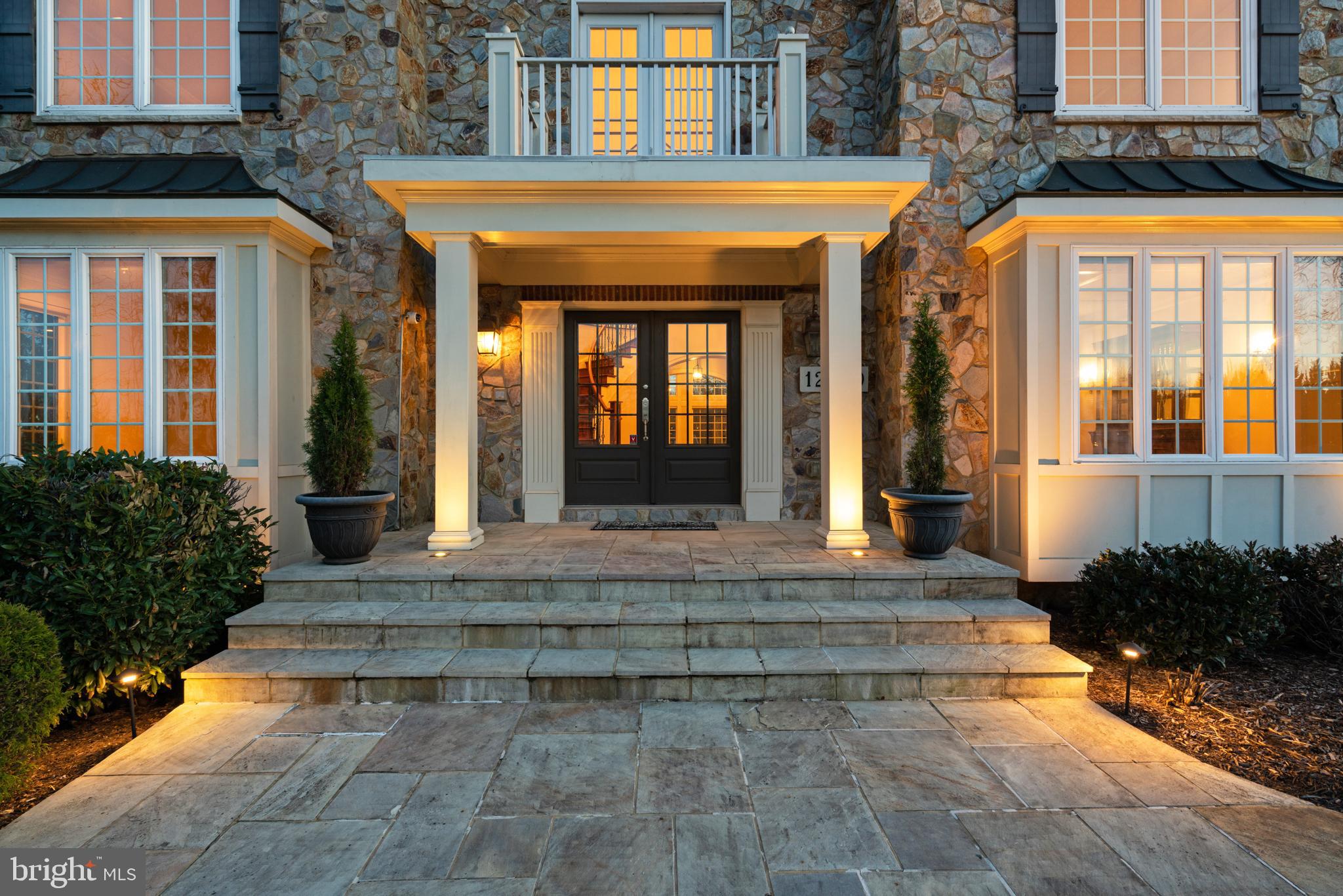 12210 WORTHINGTON