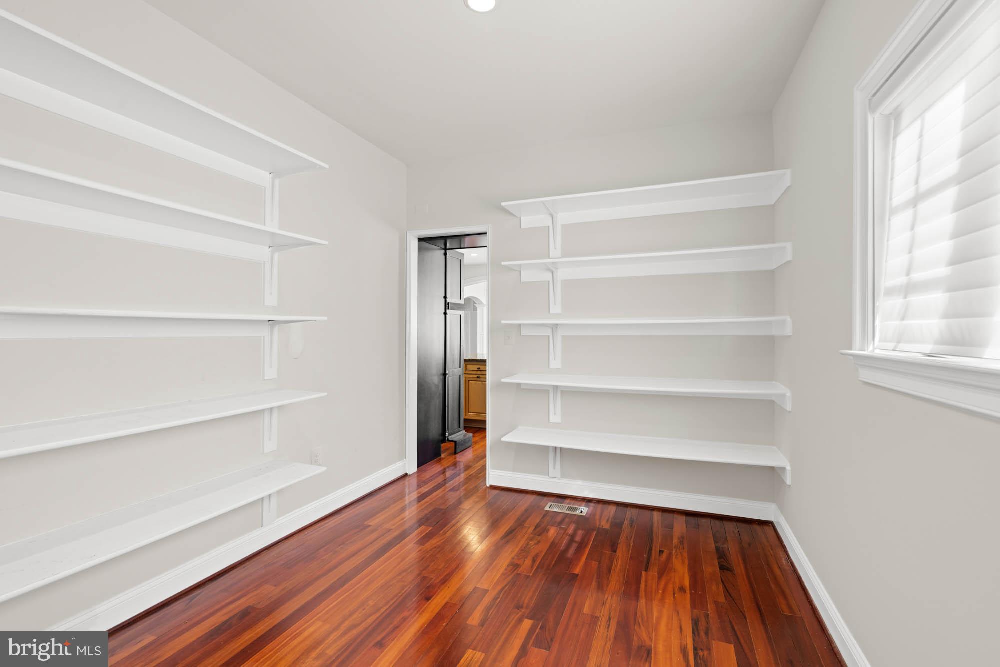 WORTHINGTON VALLEY - Residential