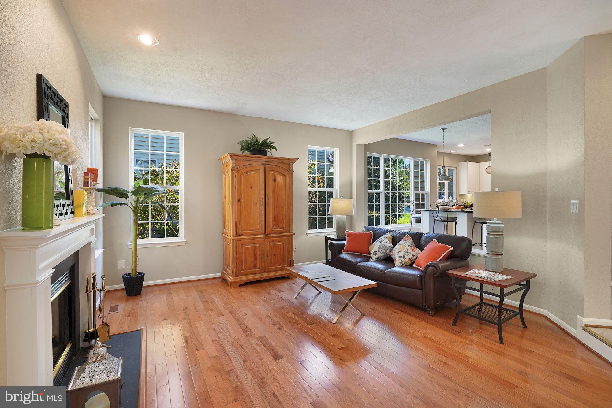 SOUTH RIDING - Residential