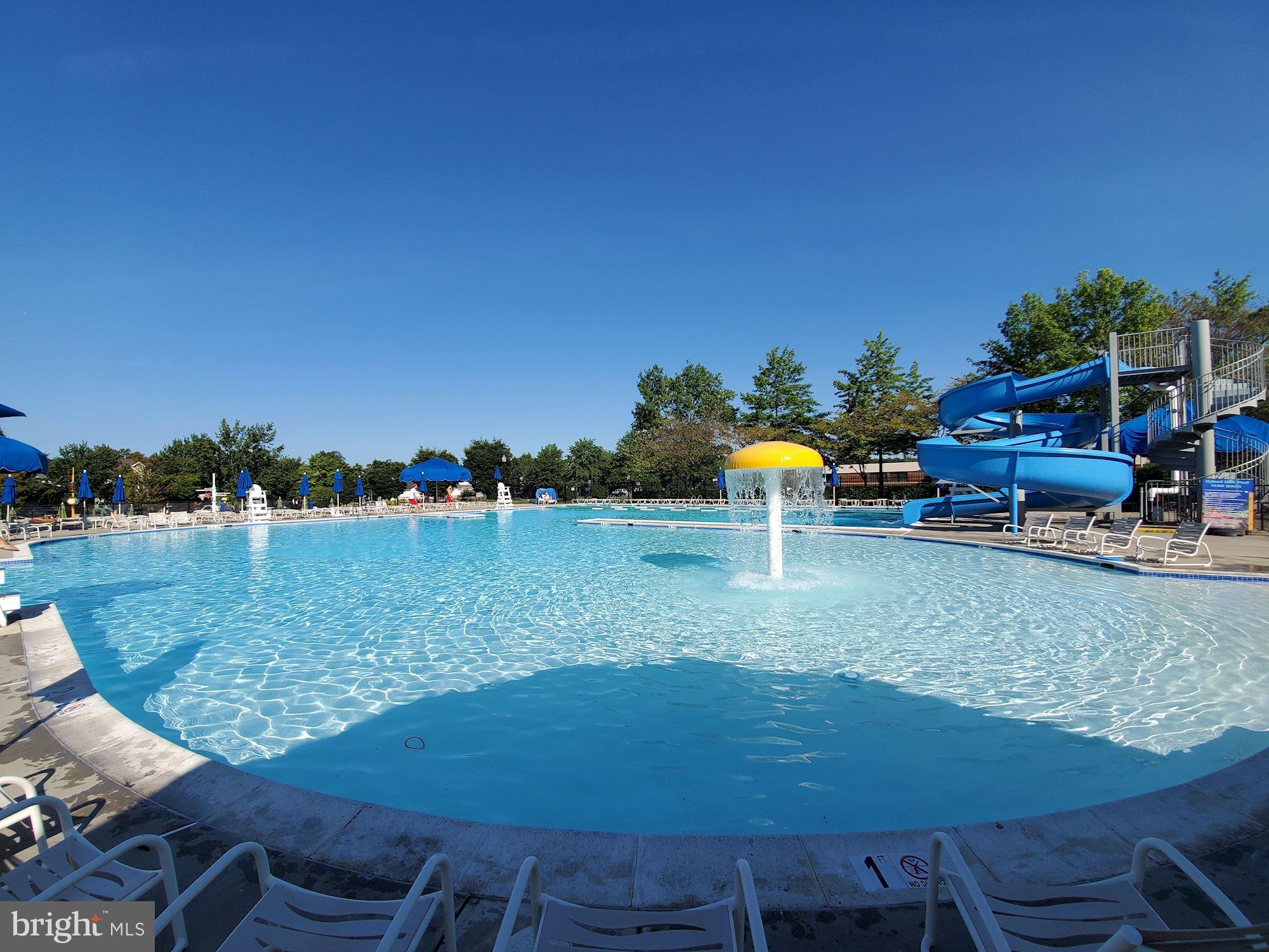 SOUTH RIDING - Residential