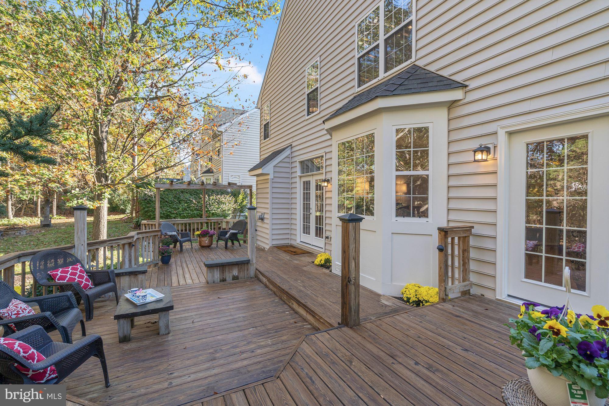 SOUTH RIDING - Residential