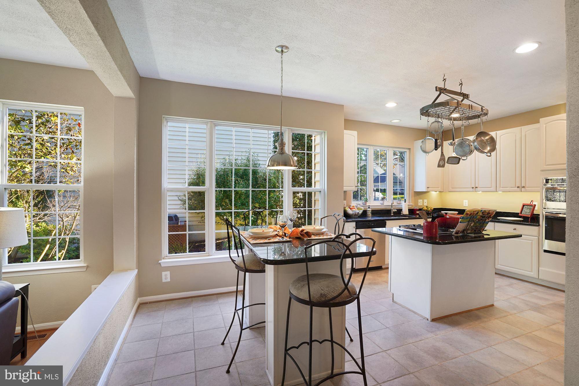 SOUTH RIDING - Residential