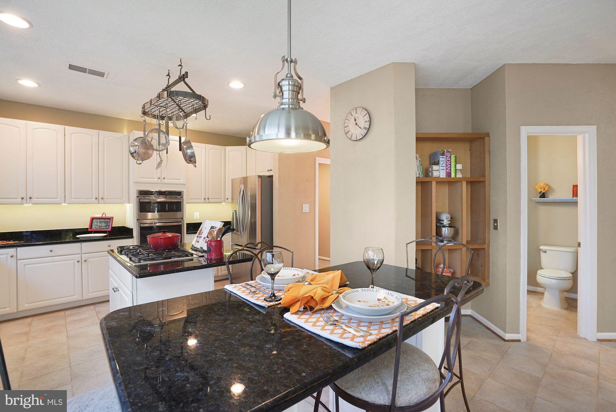 SOUTH RIDING - Residential