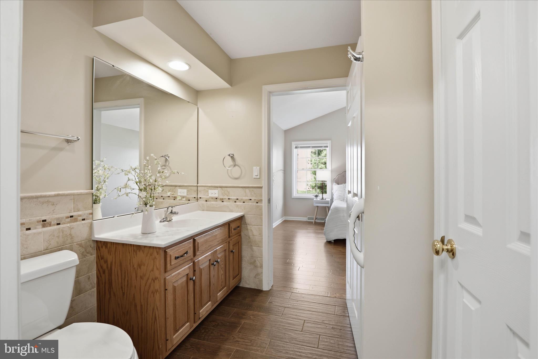 ELM TREE - Residential