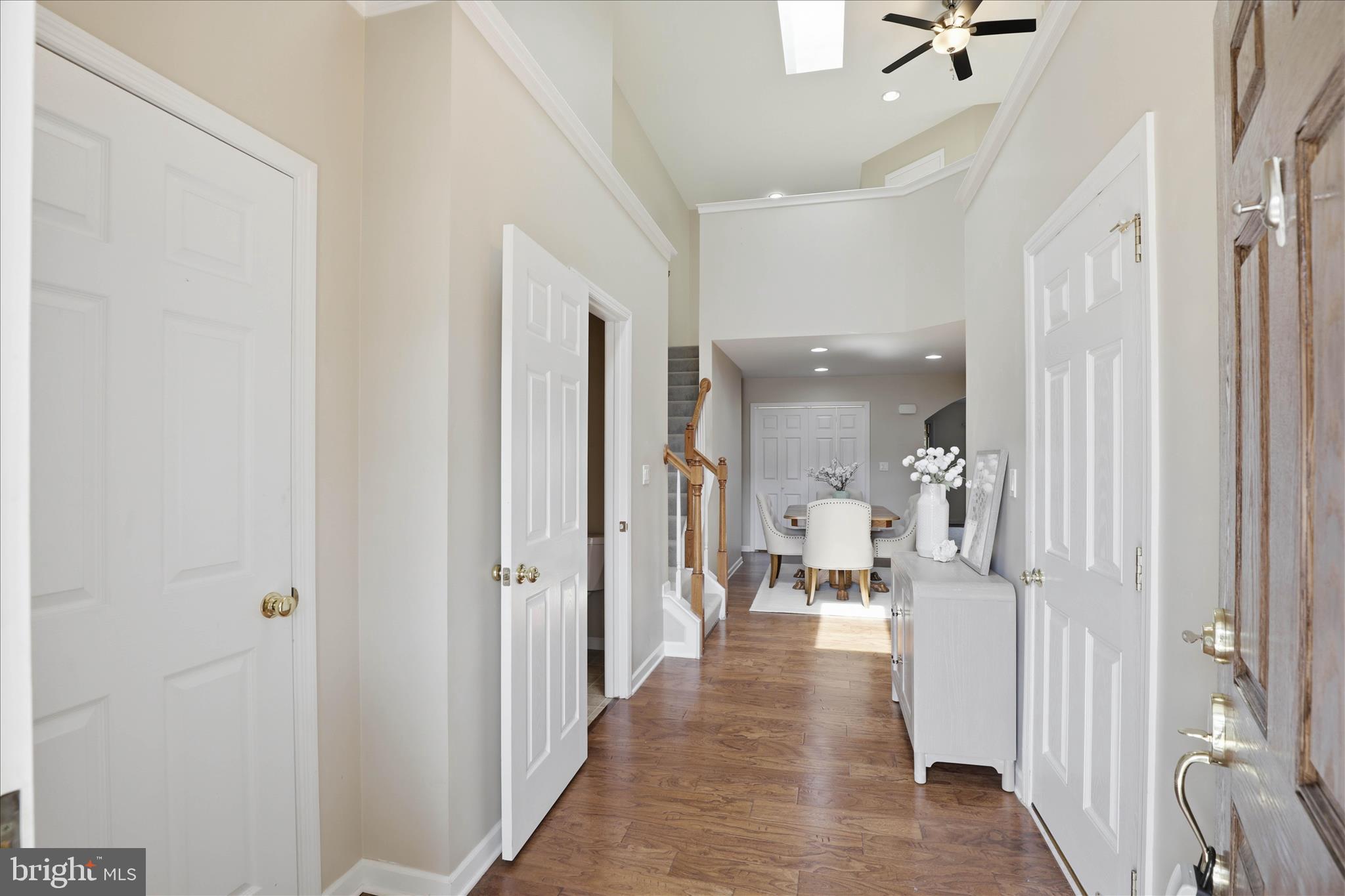 ELM TREE - Residential