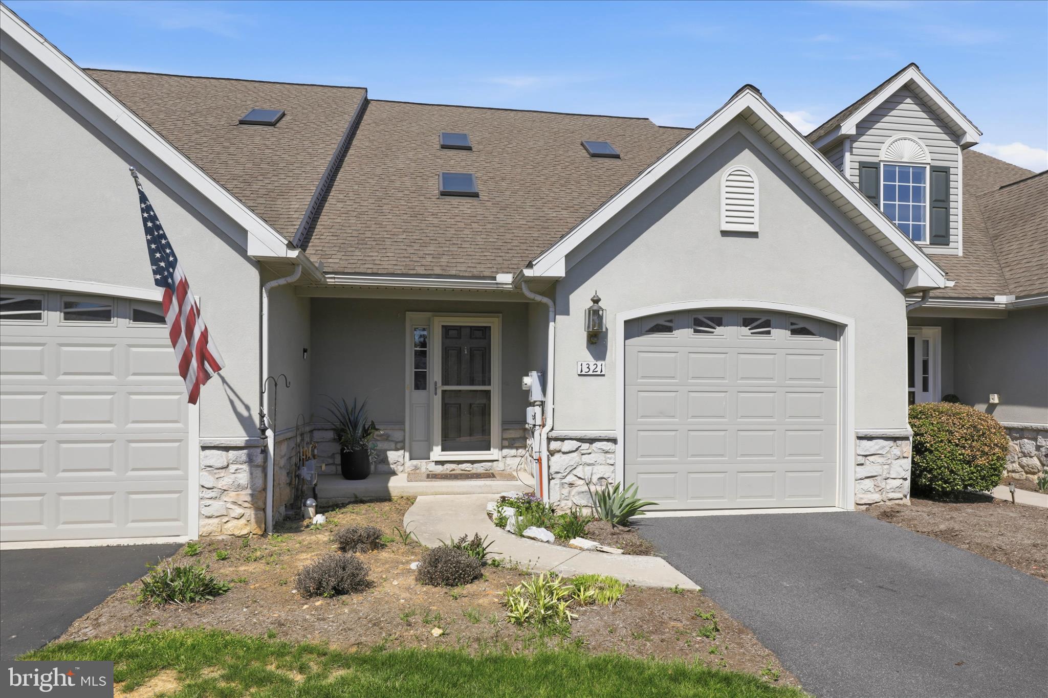 1321 FIELDSTONE DRIVE