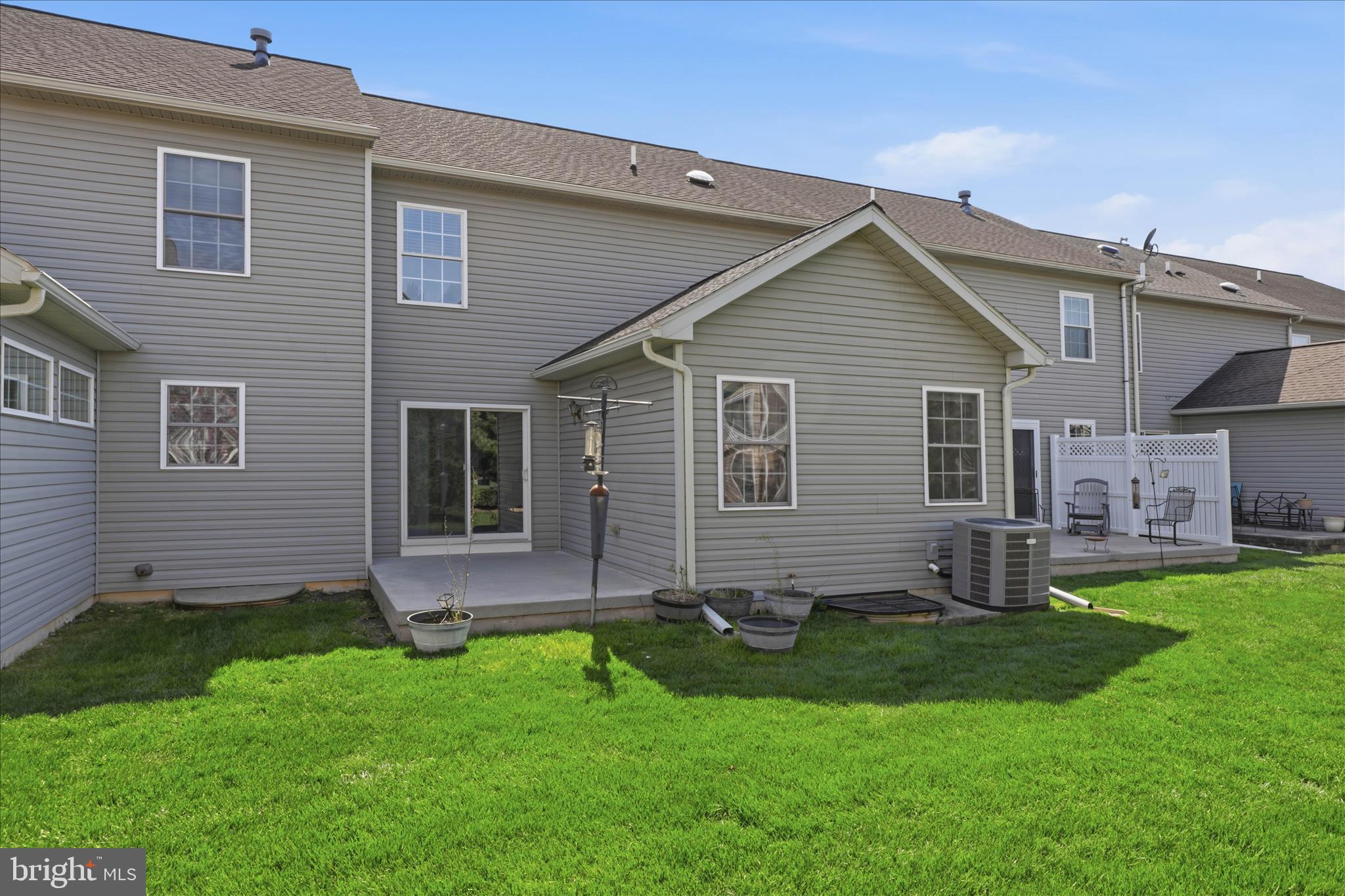 ELM TREE - Residential