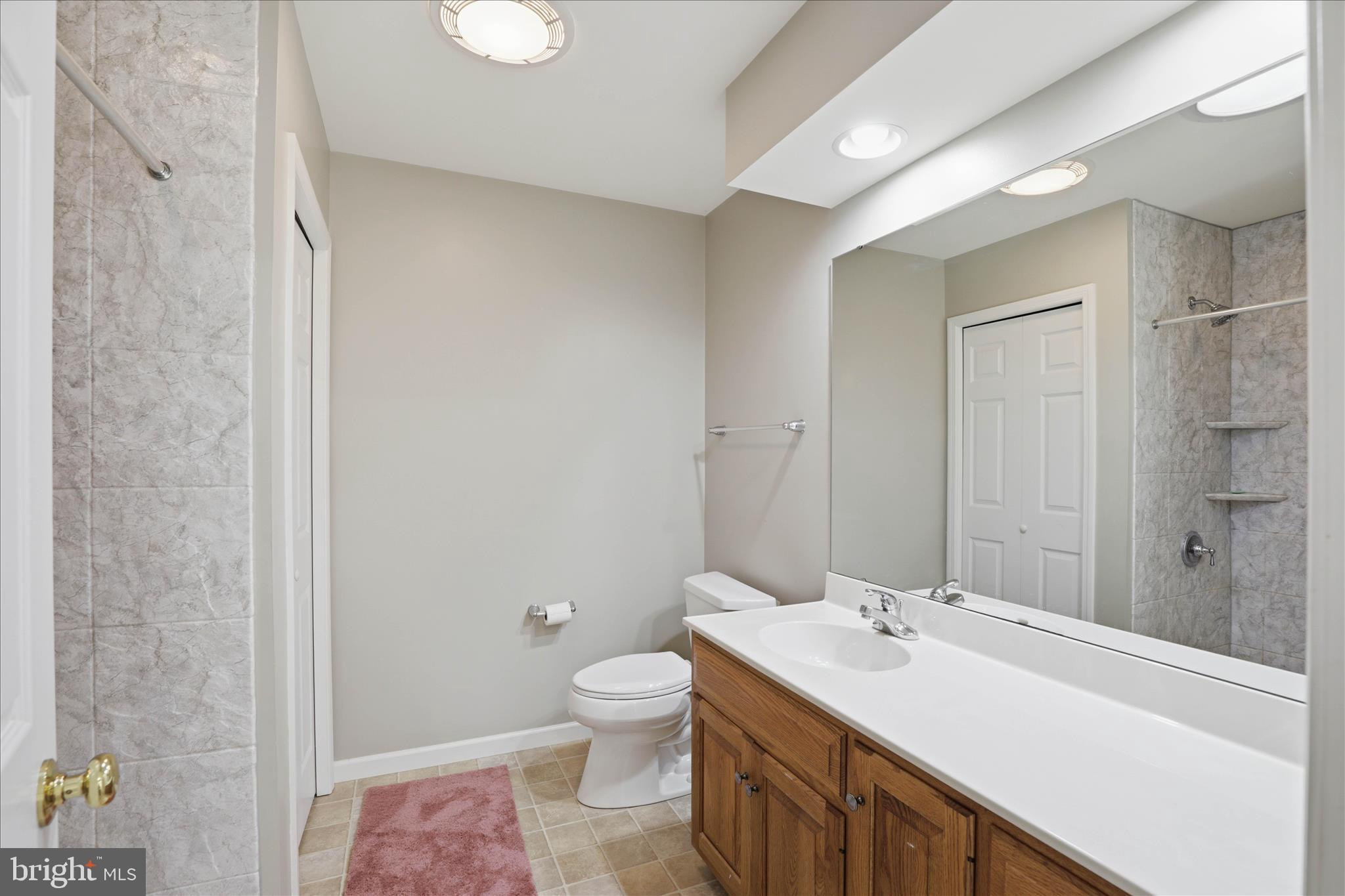 ELM TREE - Residential