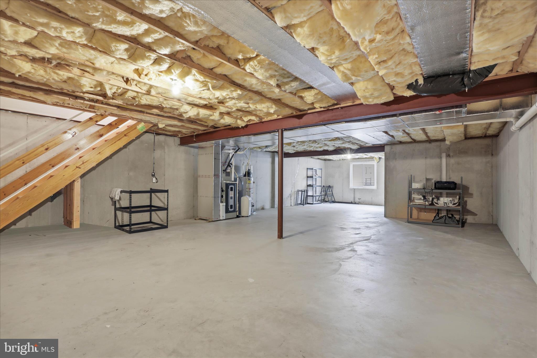 ELM TREE - Residential