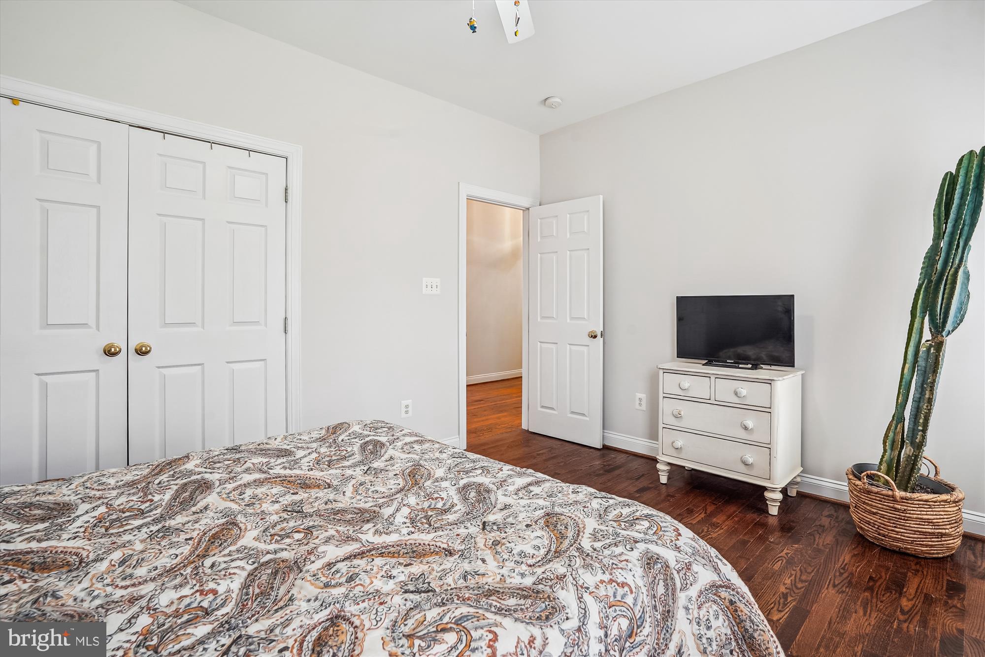 HUNTSMANS RIDGE - Residential