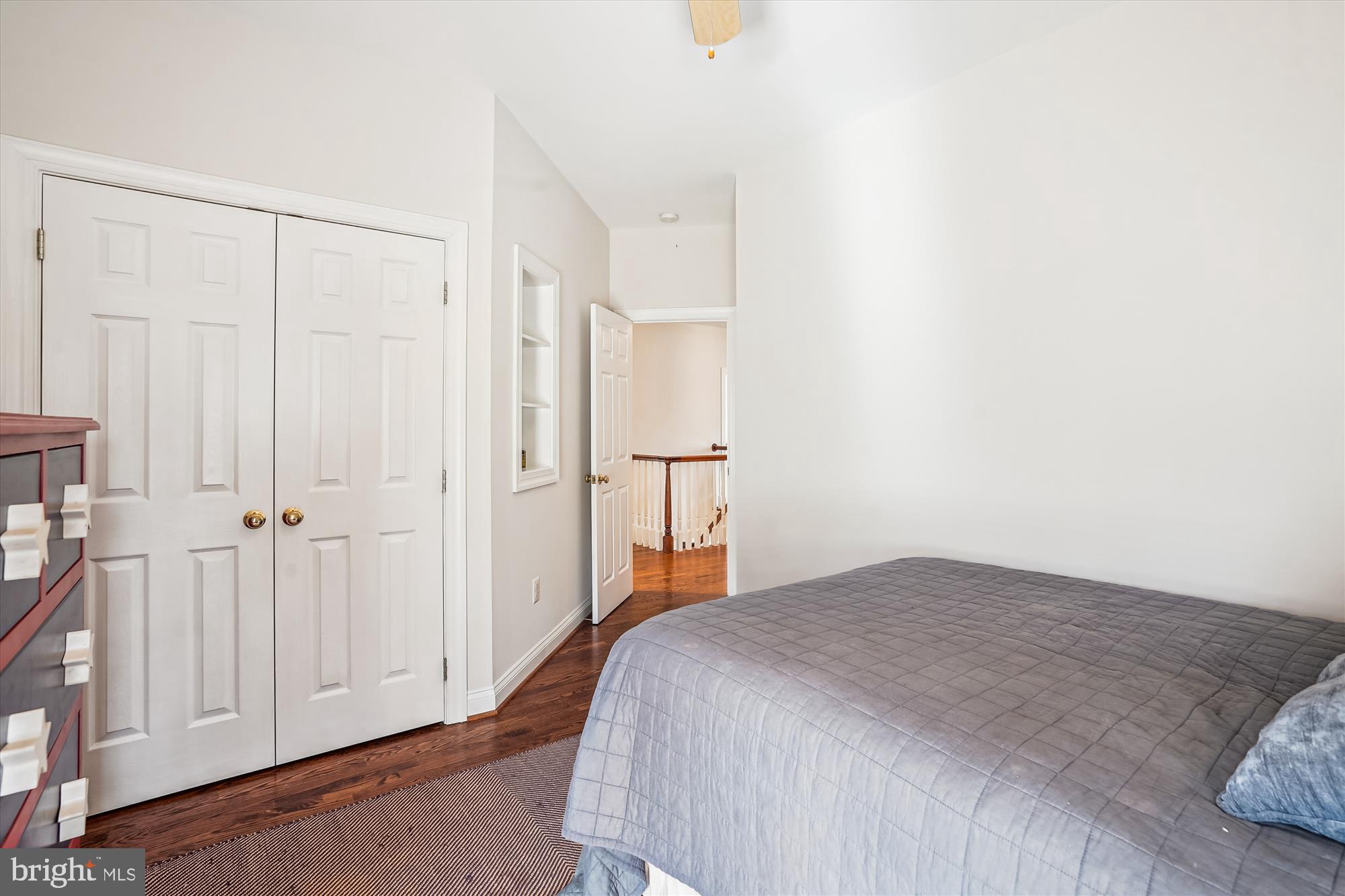 HUNTSMANS RIDGE - Residential