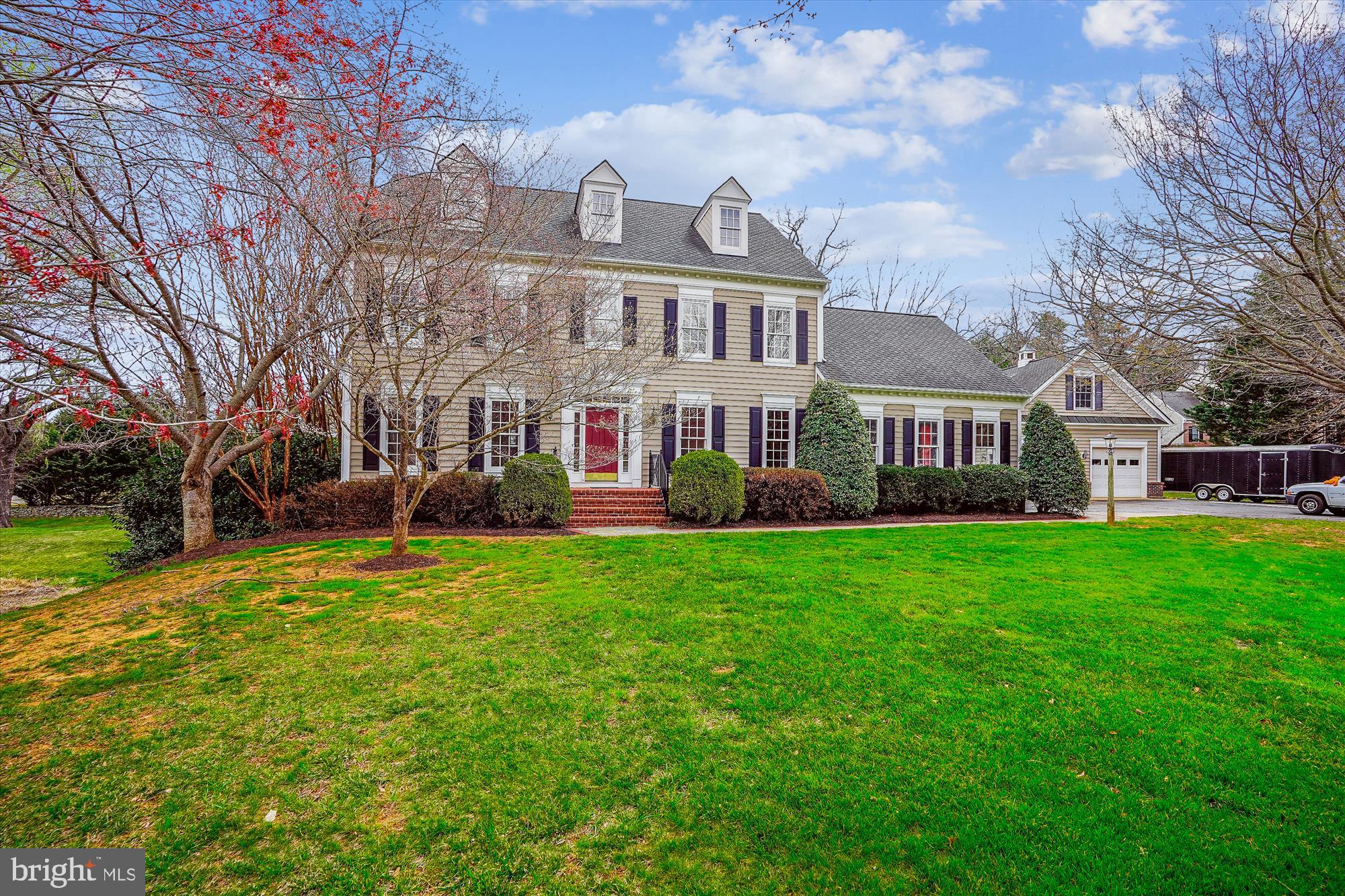 HUNTSMANS RIDGE - Residential