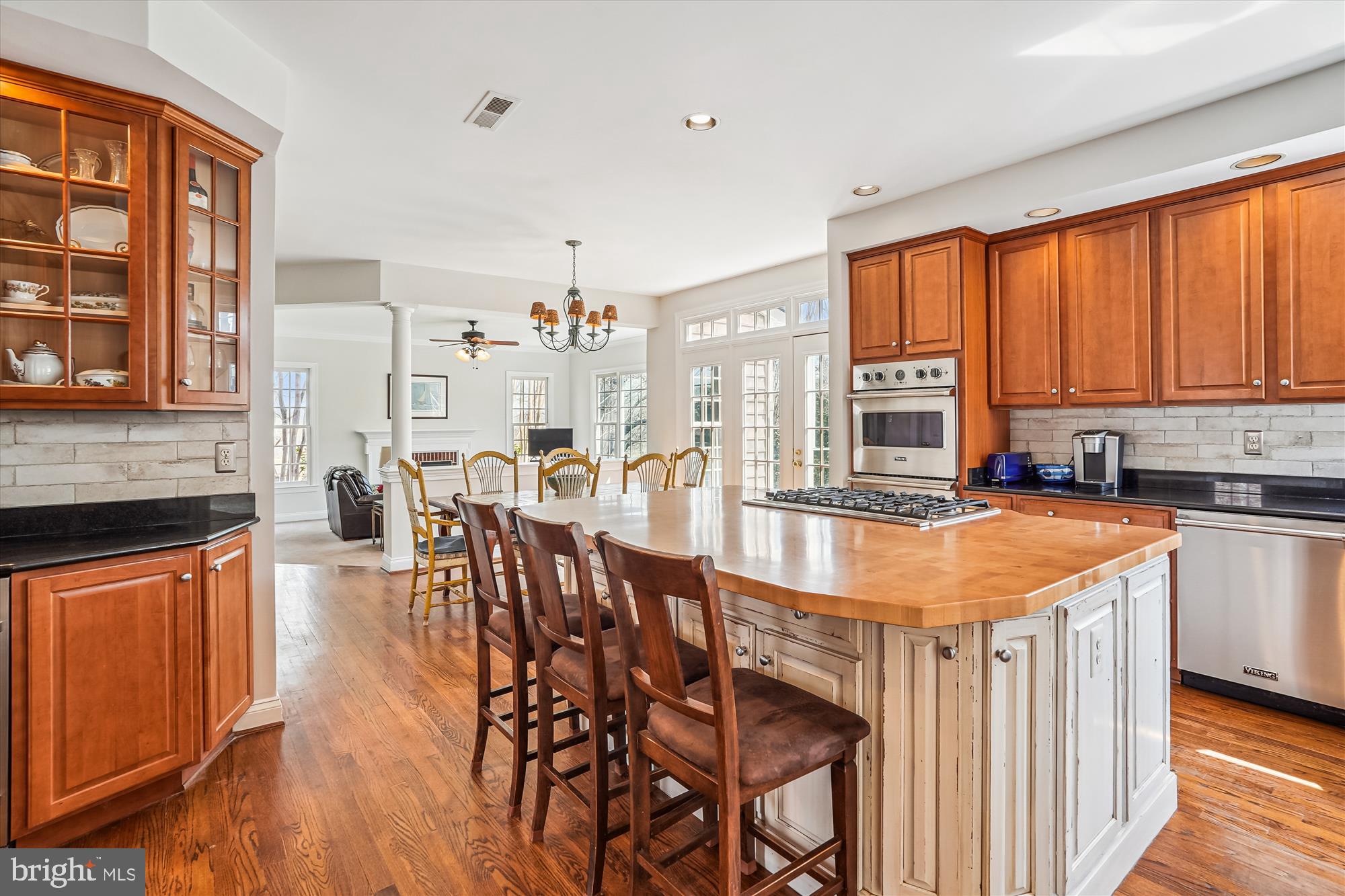 HUNTSMANS RIDGE - Residential