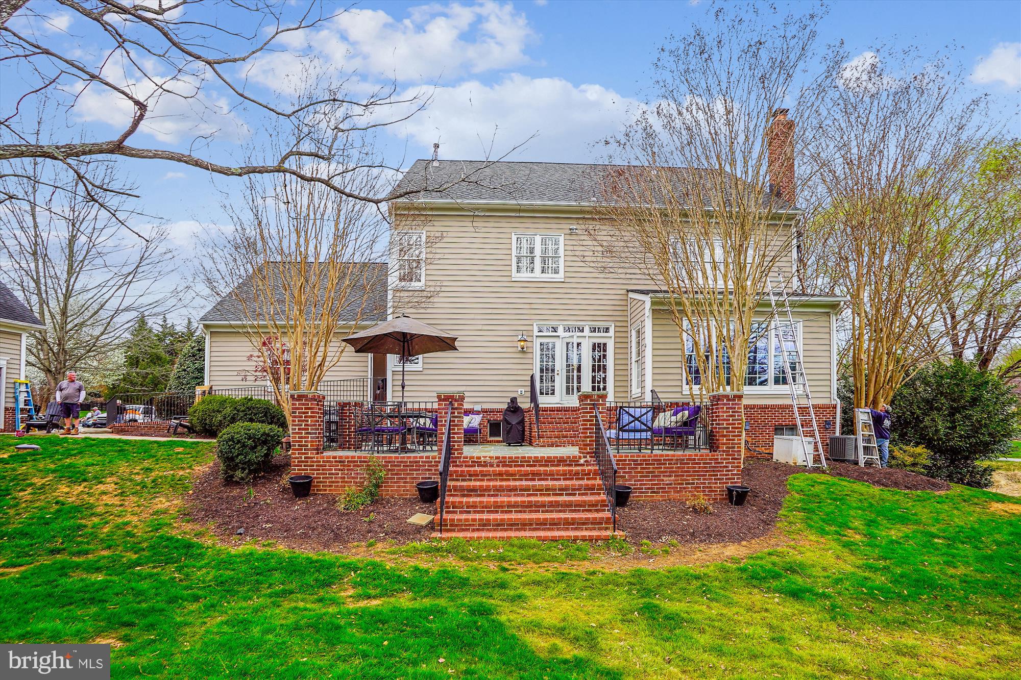 HUNTSMANS RIDGE - Residential