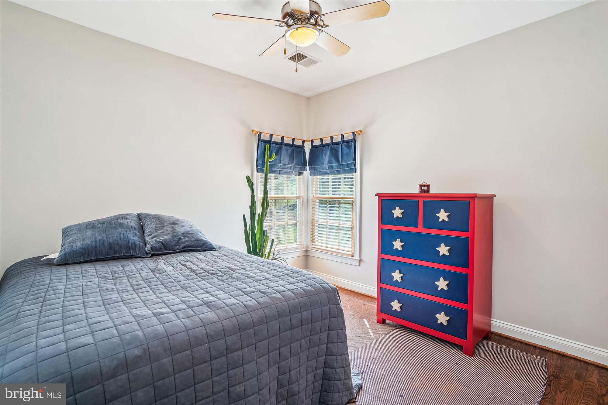 HUNTSMANS RIDGE - Residential