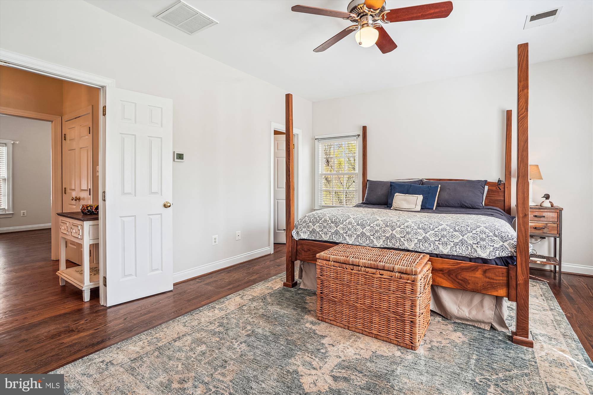 HUNTSMANS RIDGE - Residential