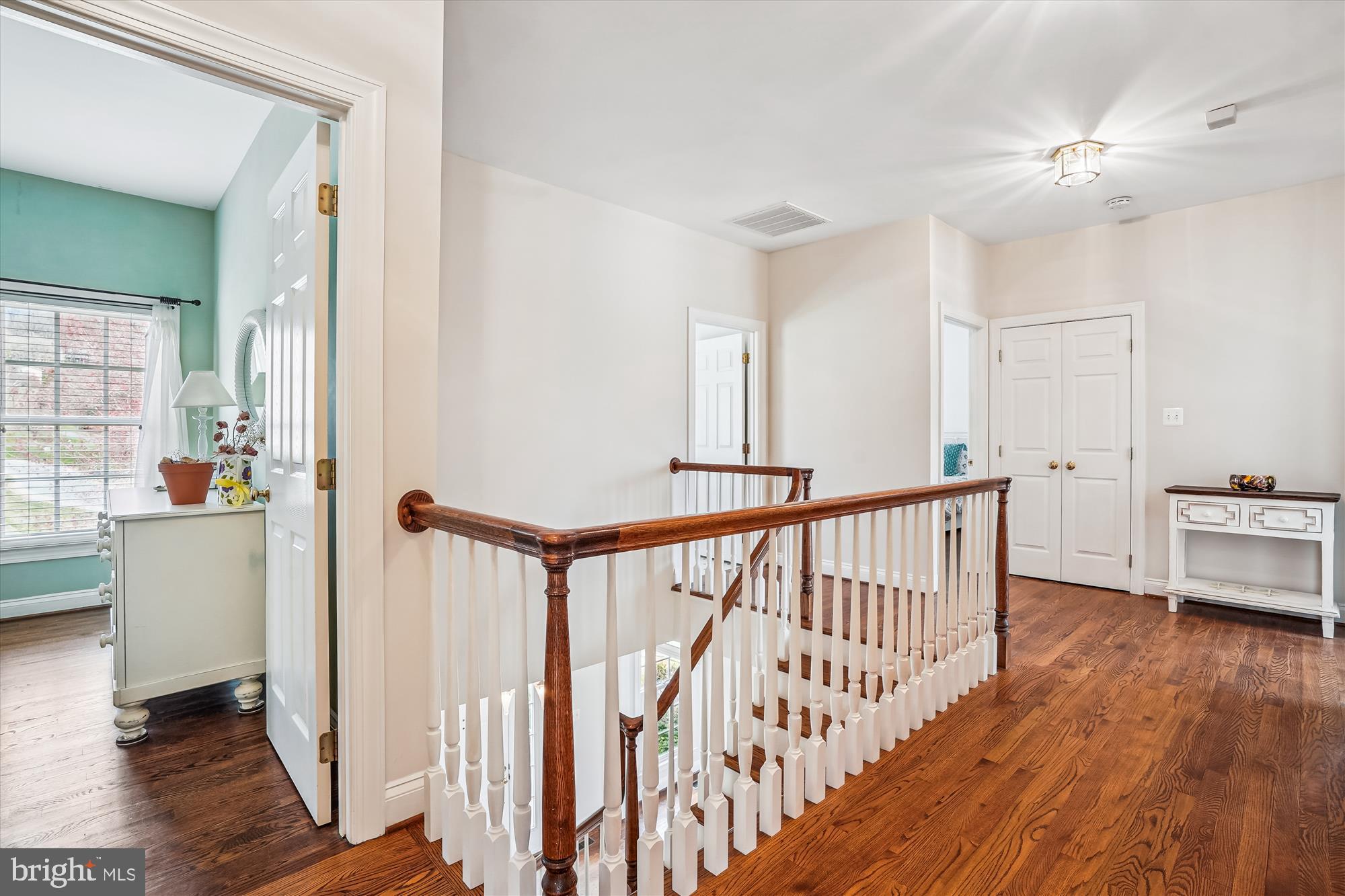 HUNTSMANS RIDGE - Residential