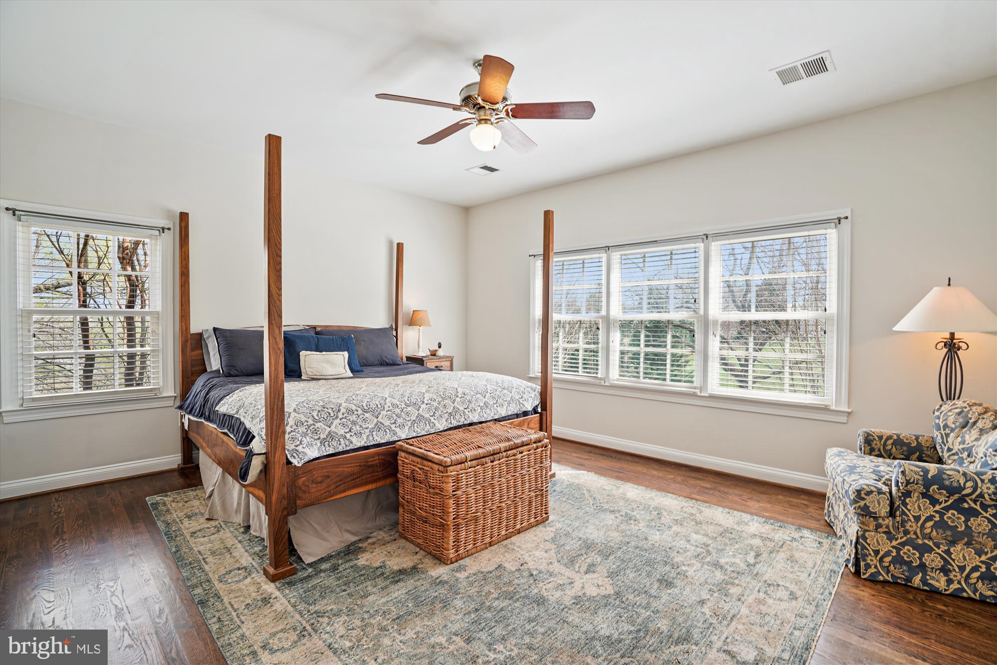 HUNTSMANS RIDGE - Residential