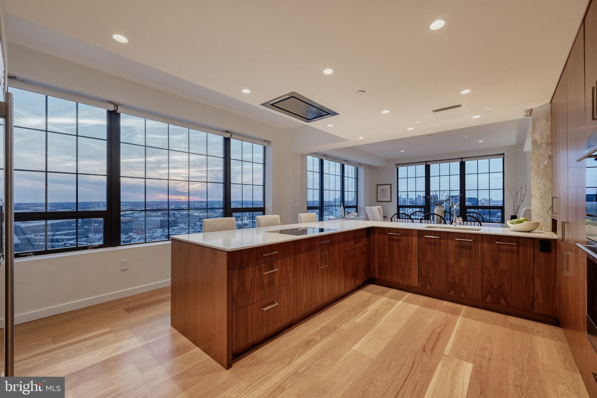 1200 STEUART STREET 1811