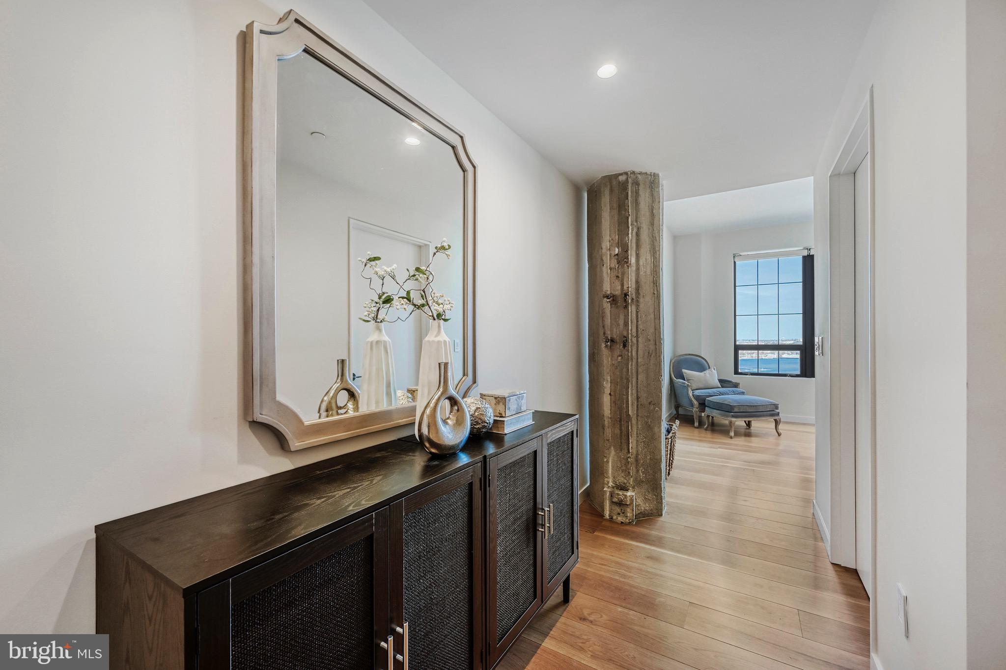 LOCUST POINT - Residential