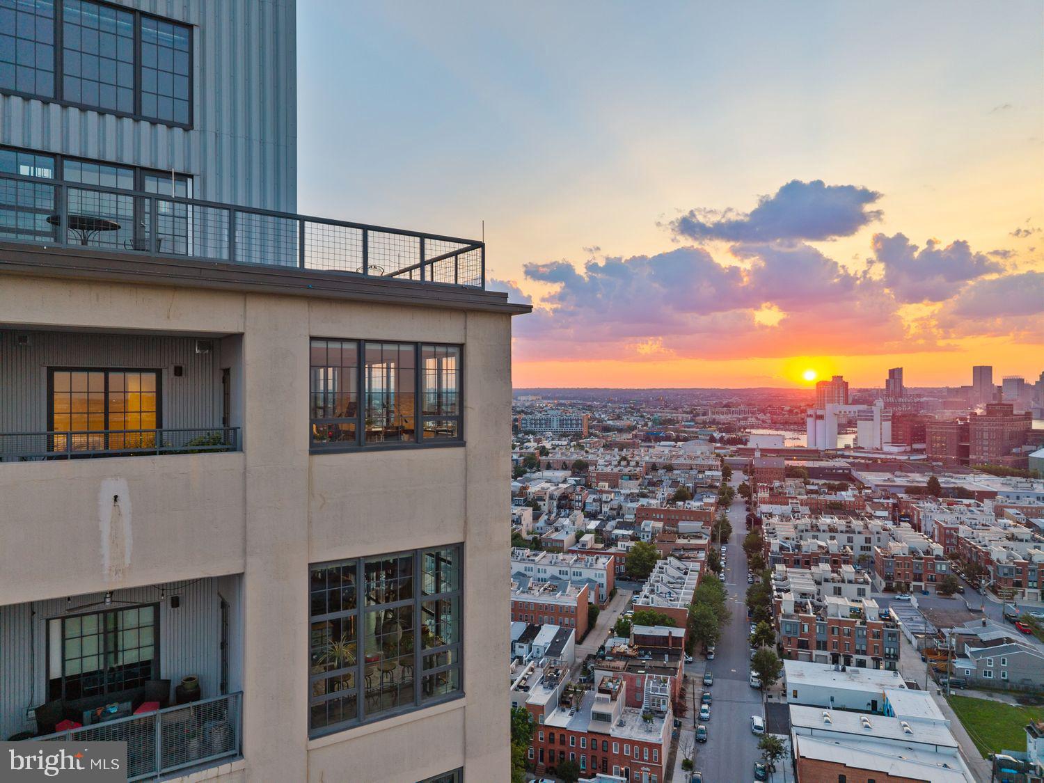 LOCUST POINT - Residential