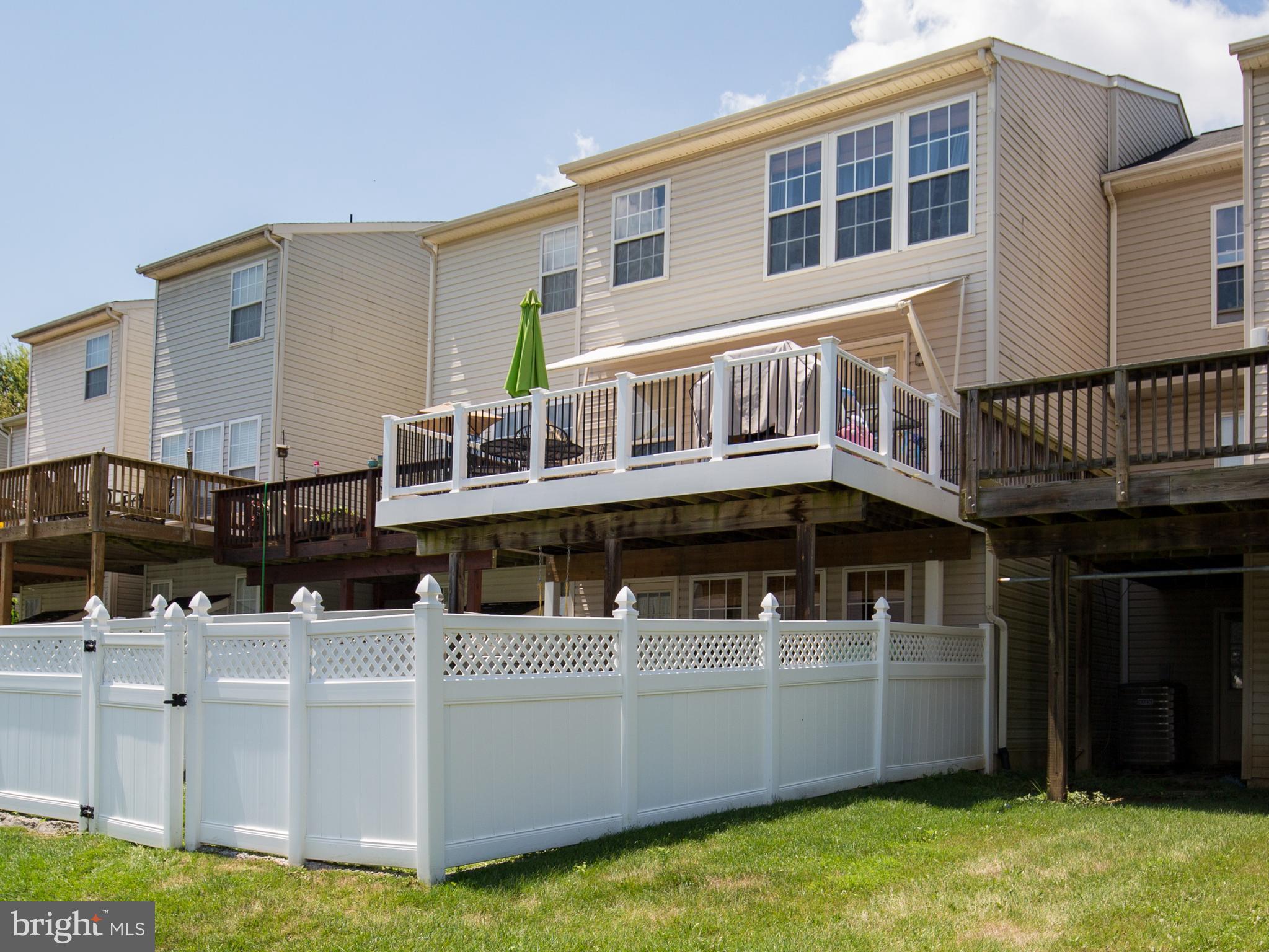 LAKELAND PLACE - Residential