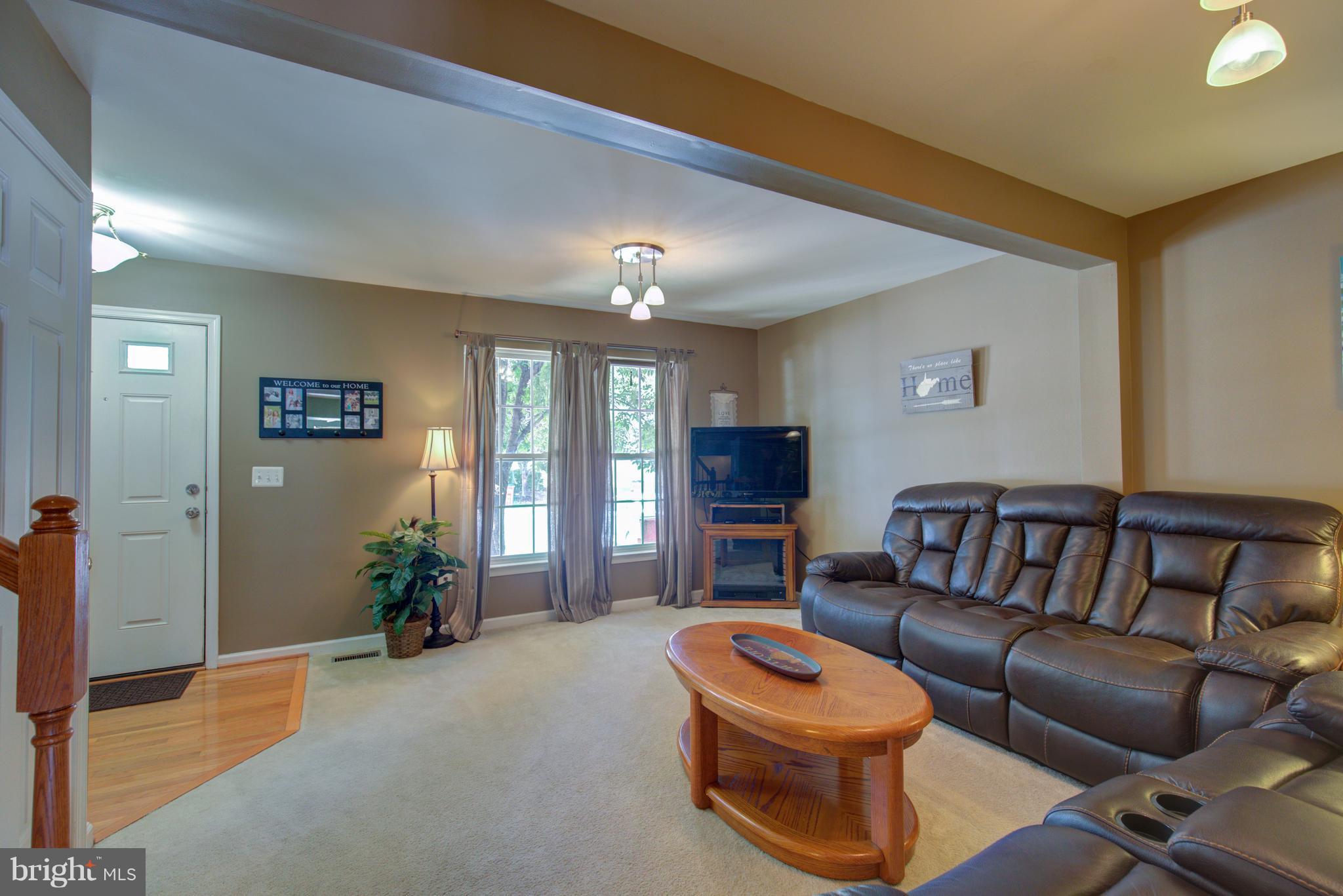 LAKELAND PLACE - Residential