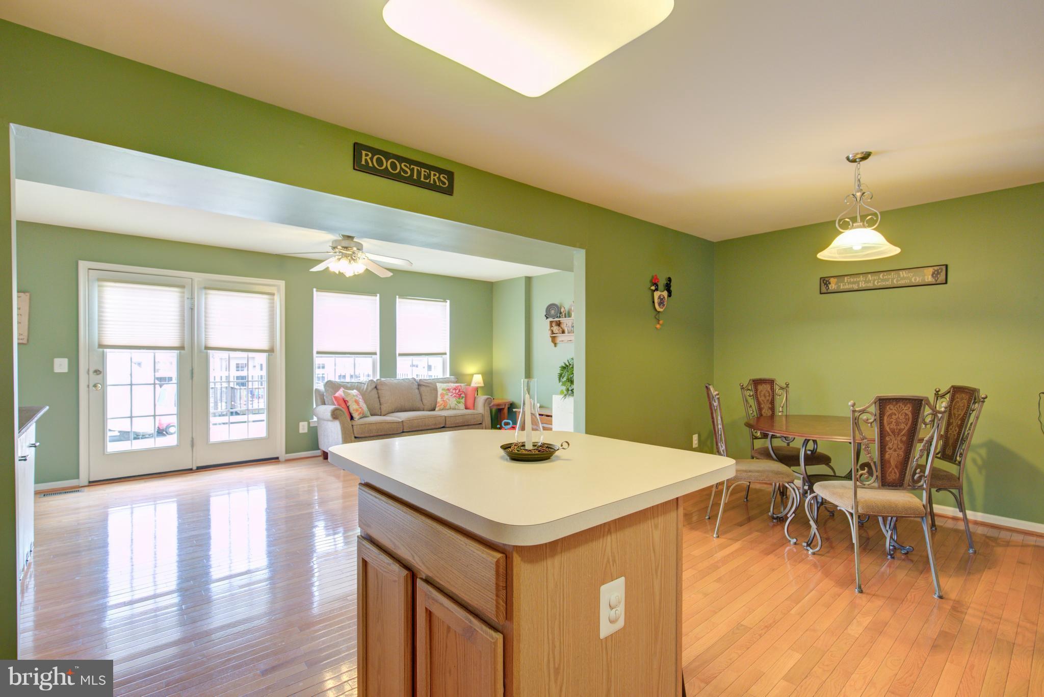 LAKELAND PLACE - Residential