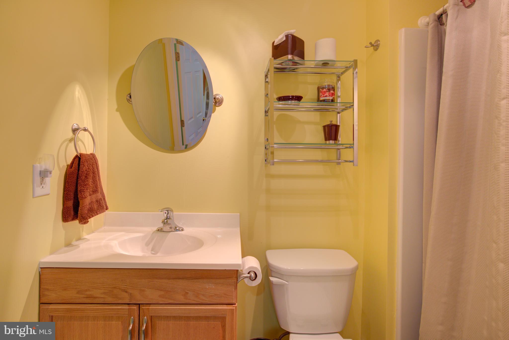 LAKELAND PLACE - Residential