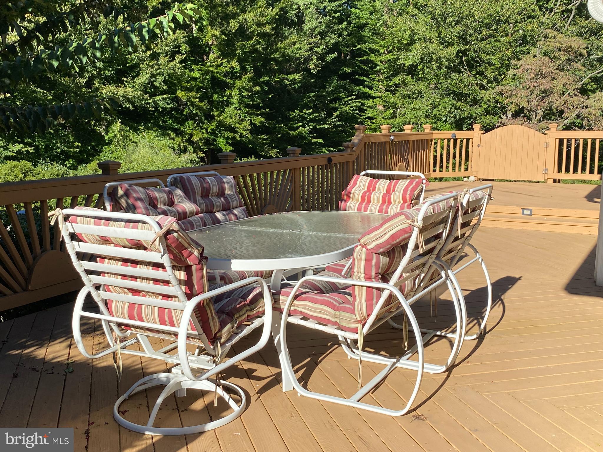 LANGLEY OAKS - Residential Lease