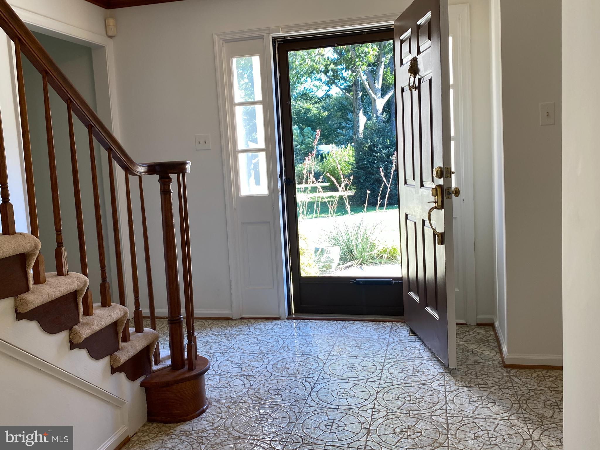 LANGLEY OAKS - Residential Lease