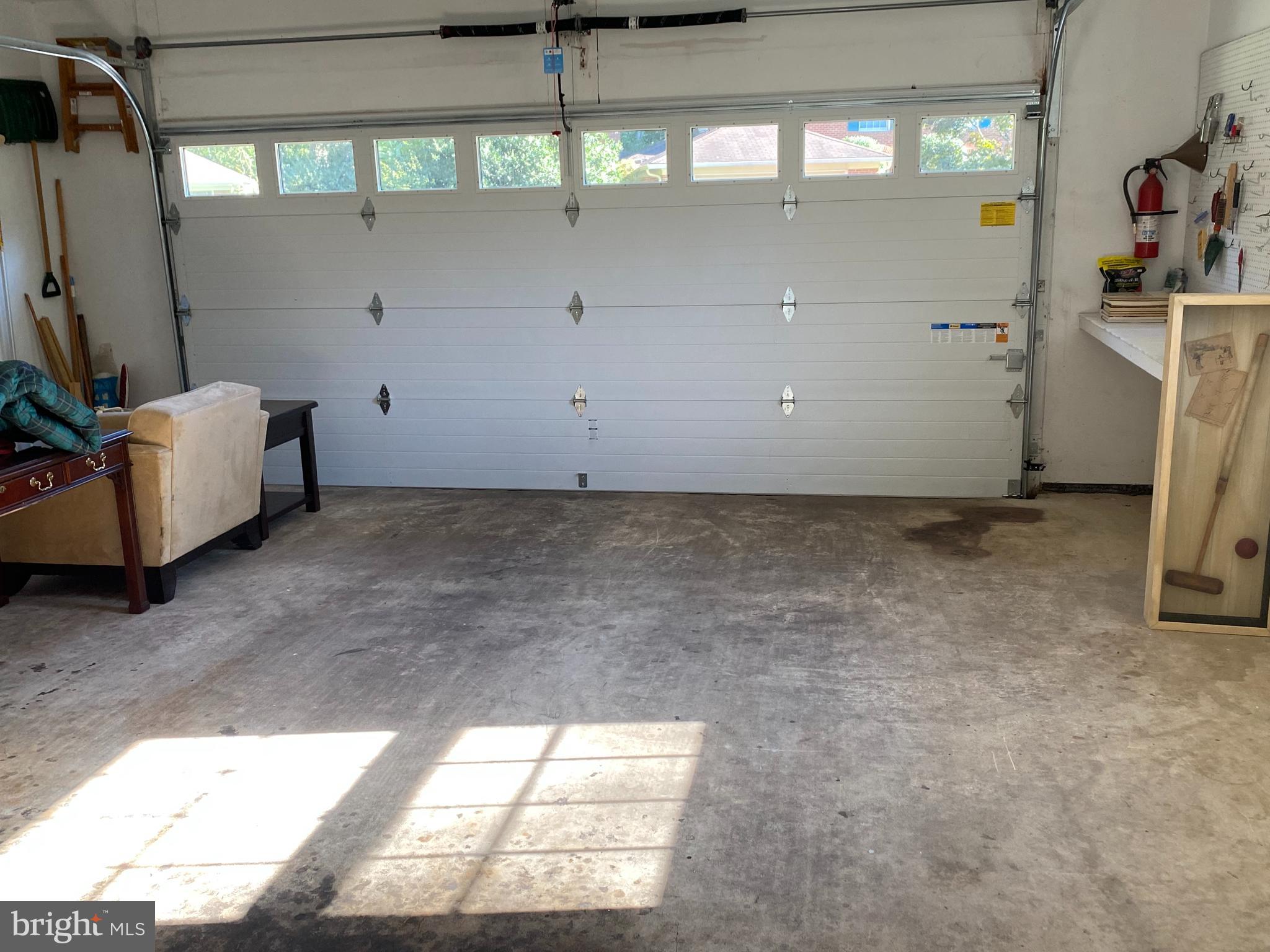 LANGLEY OAKS - Residential Lease