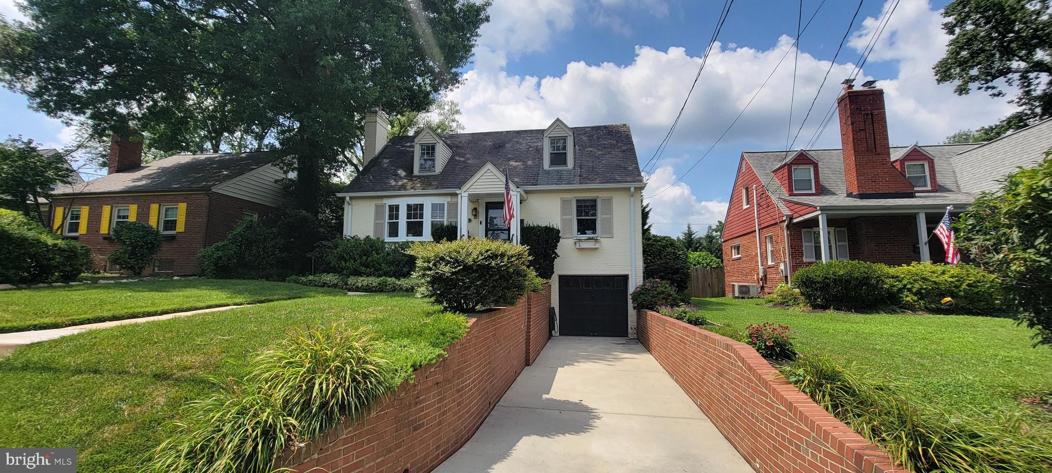 309 TIMBERWOOD AVENUE