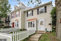 WOODLAWN MEWS - Residential Lease