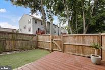 WOODLAWN MEWS - Residential Lease