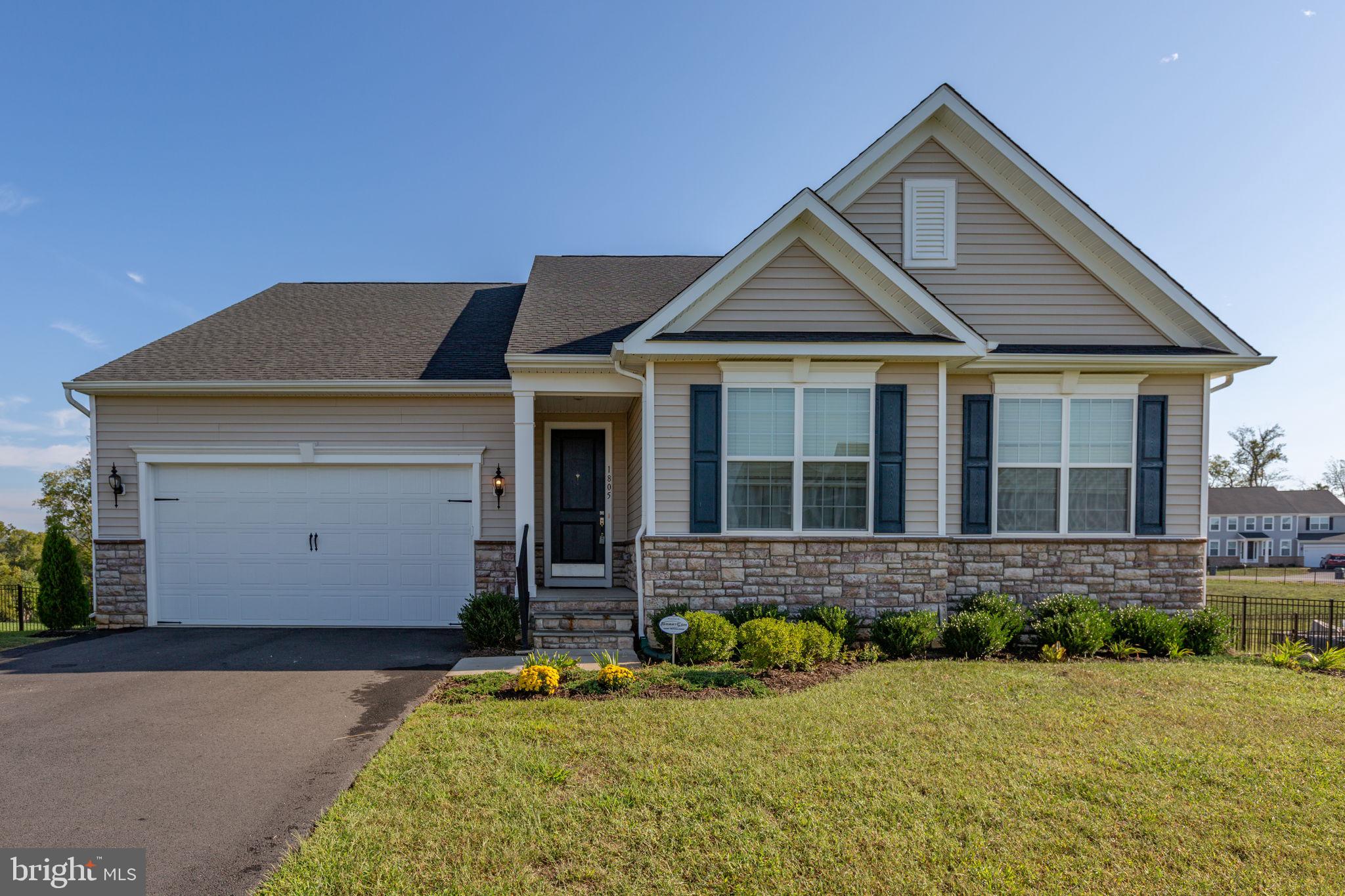 1805 LEGACY LANE