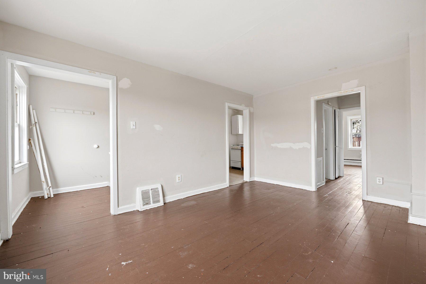 RITCHIE HEIGHTS - Residential