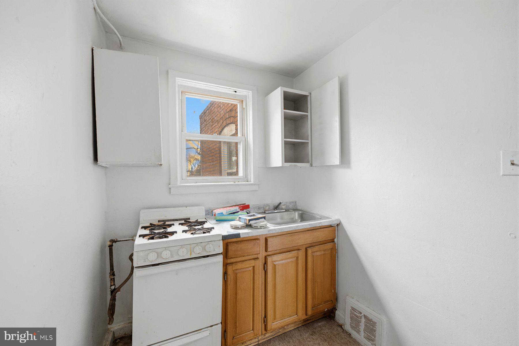 RITCHIE HEIGHTS - Residential