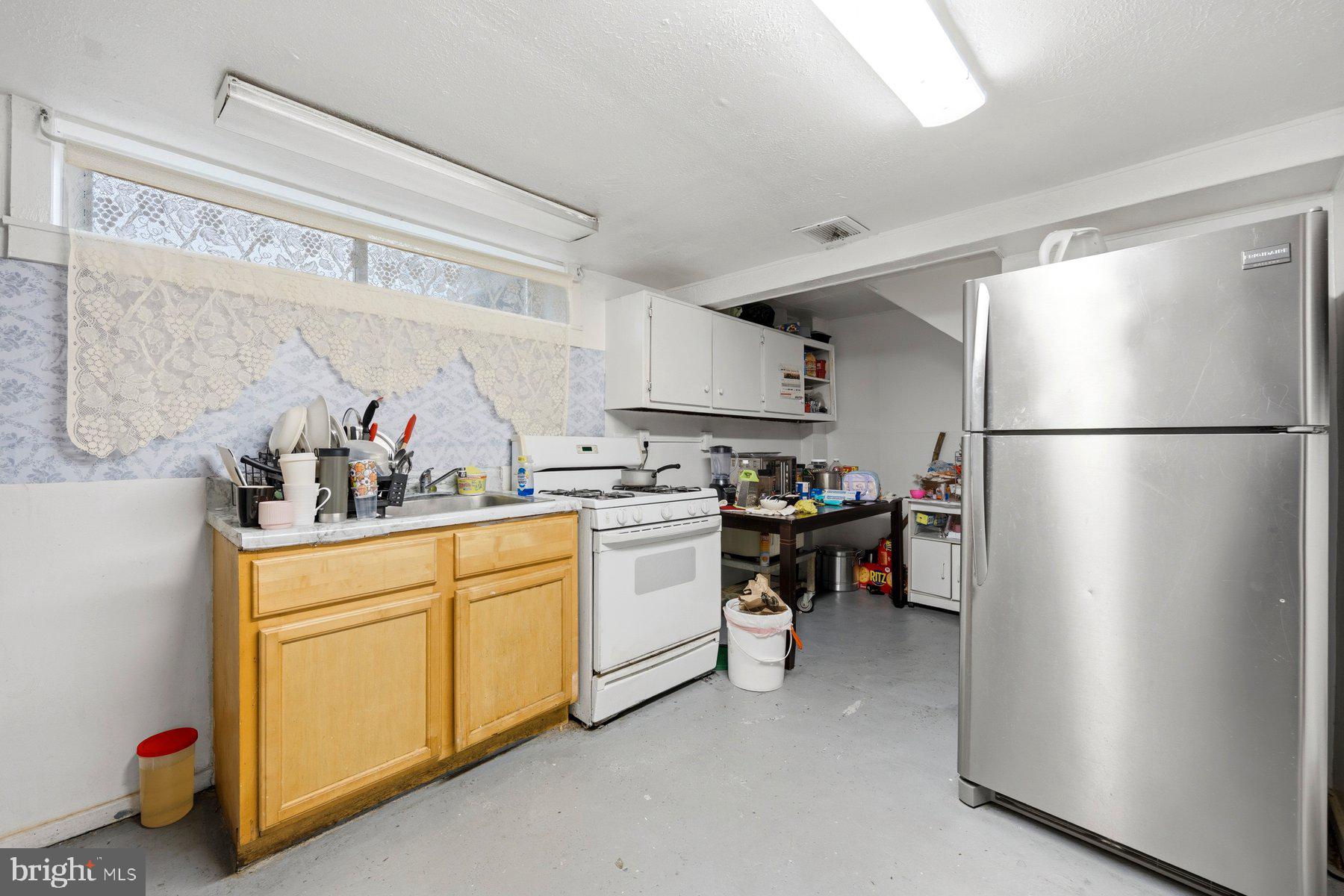 RITCHIE HEIGHTS - Residential