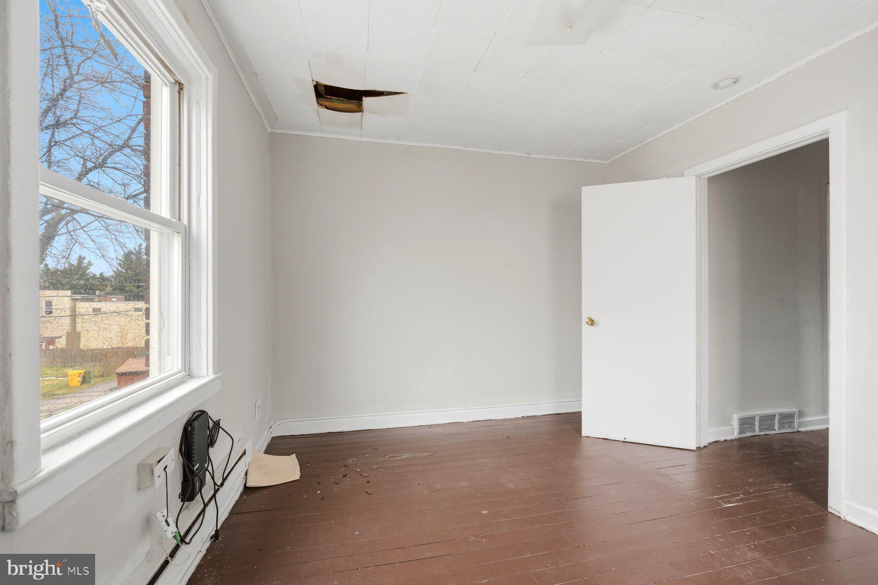 RITCHIE HEIGHTS - Residential