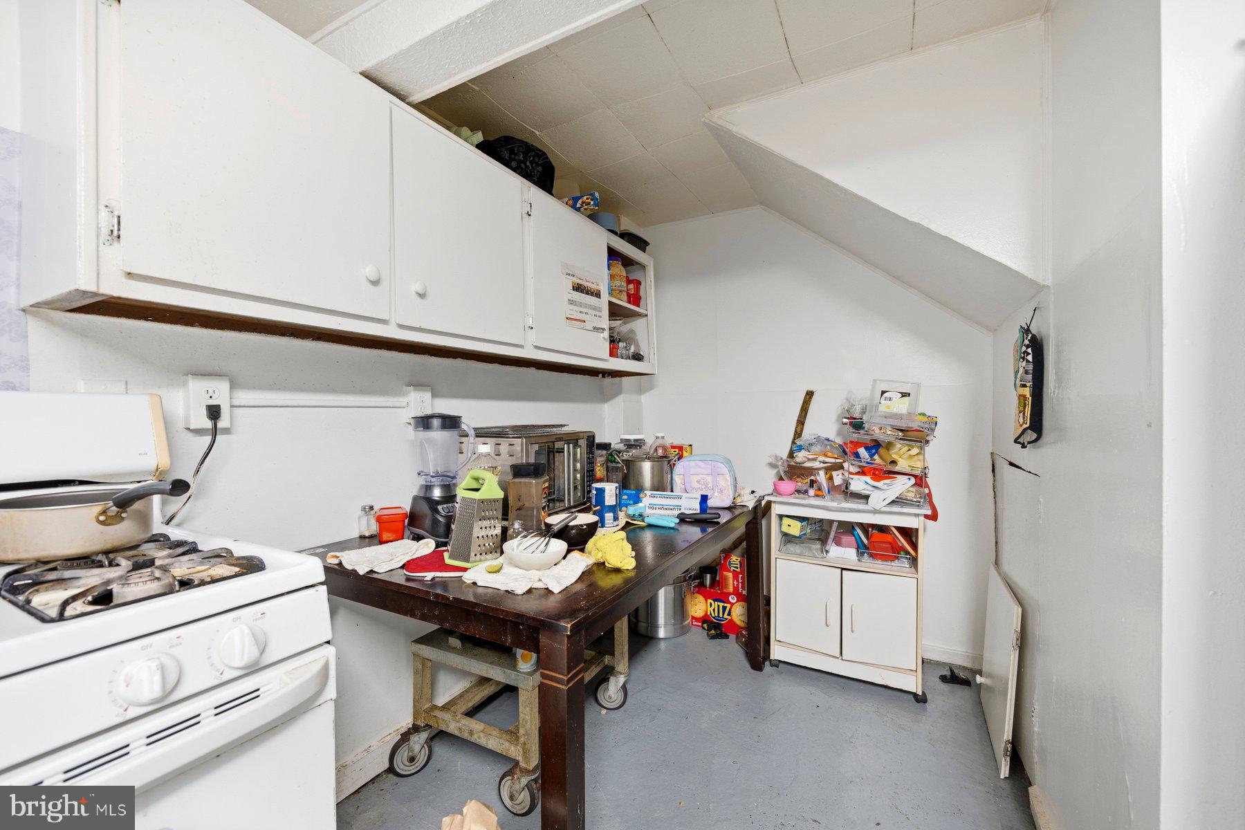 RITCHIE HEIGHTS - Residential