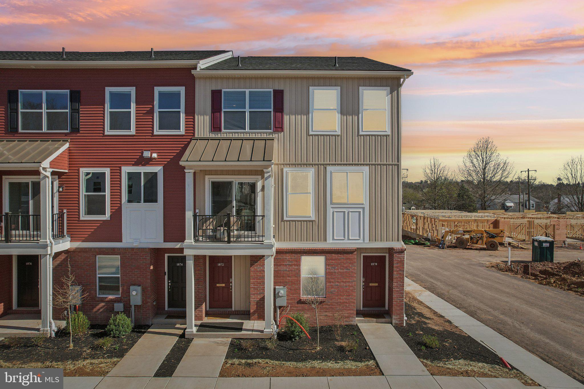 ARBOR PLACE - Residential