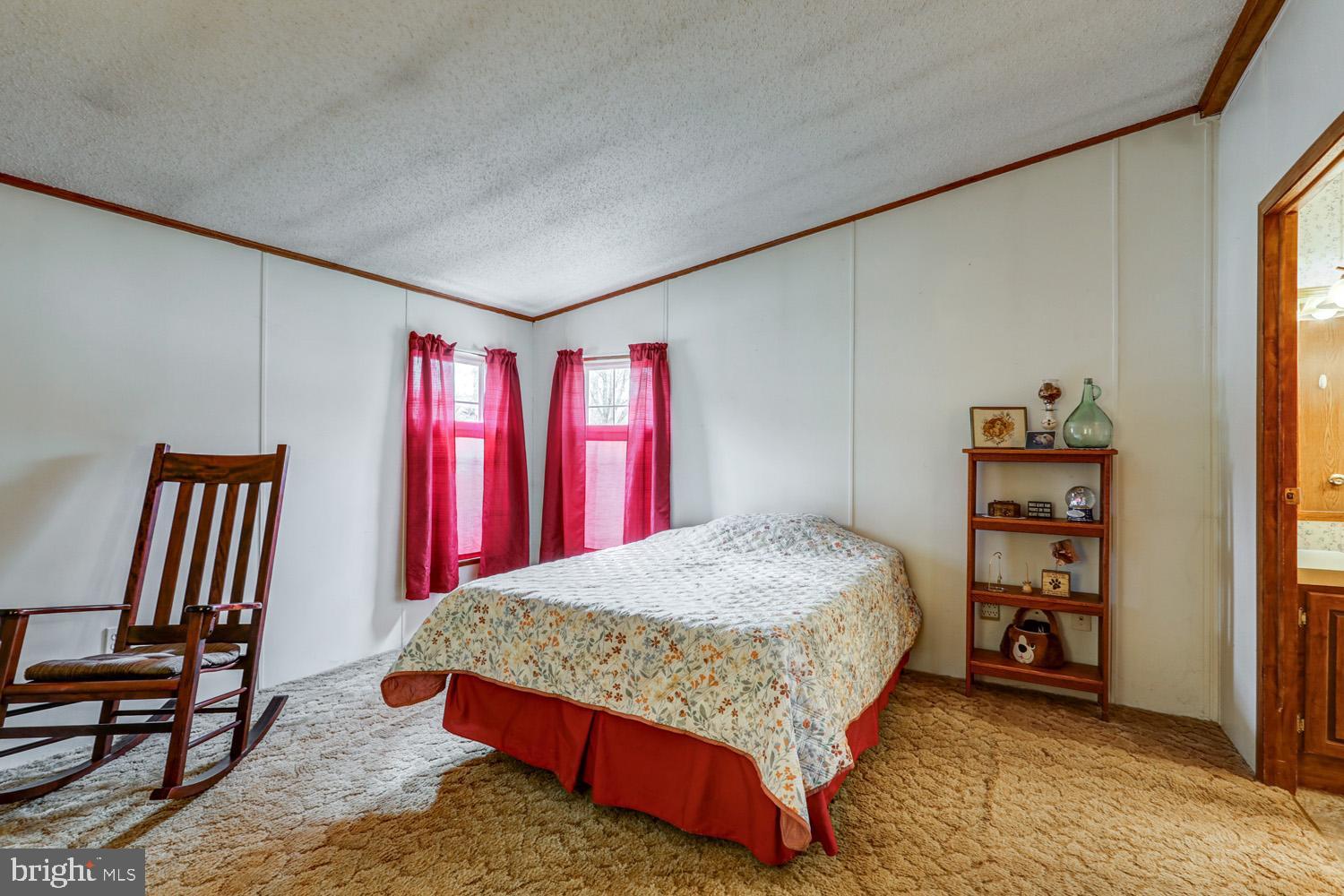 OVERLOOK ESTATES - Residential